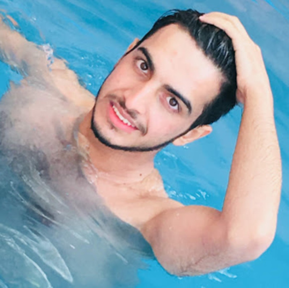 Meet your Posher, Sorosh - Picture 1 of 1